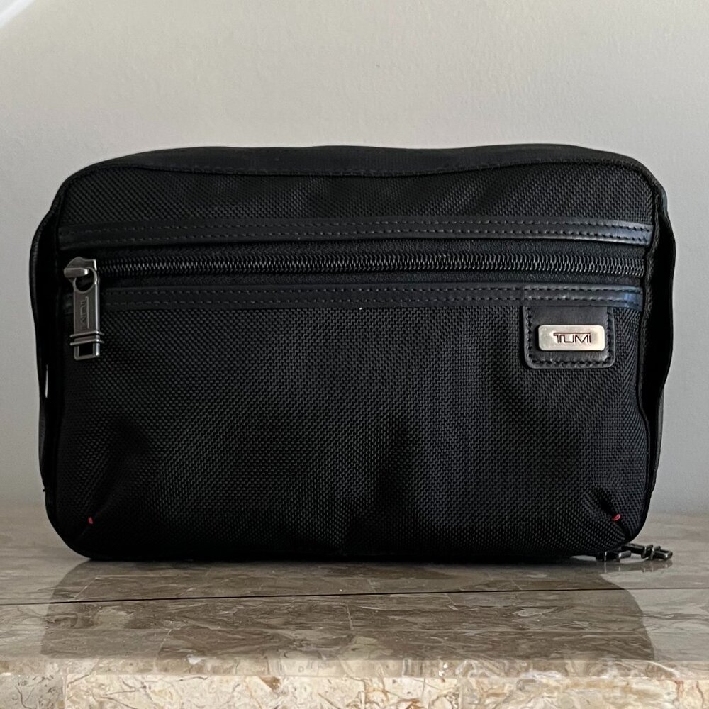 Tumi Travel Kit - Toiletry Bag NWOT